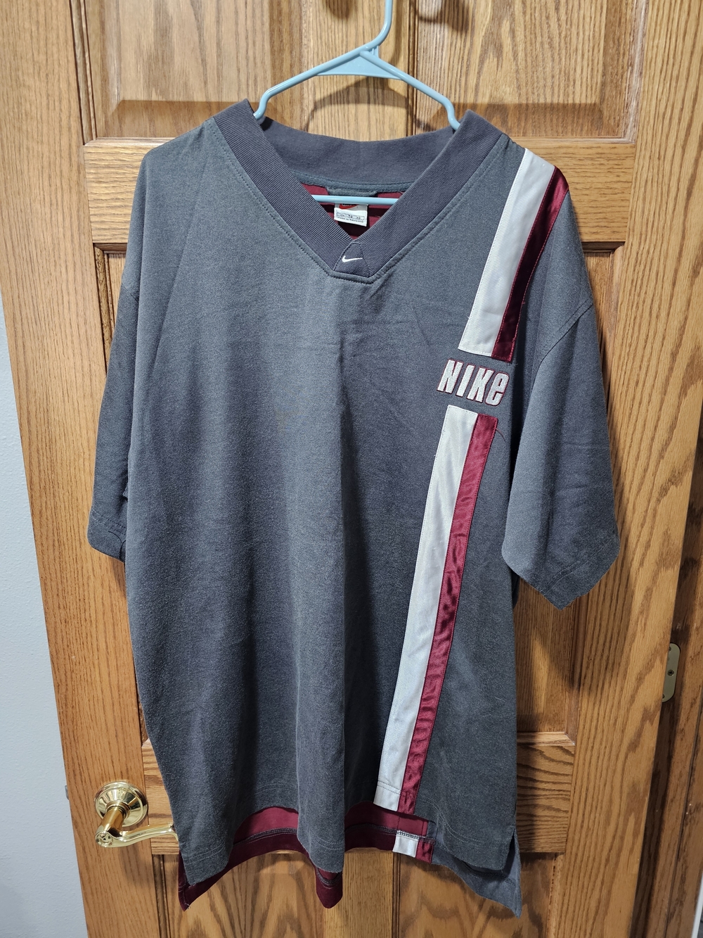 Vintage 90's Nike Jersey Shirt Mens XL Gray White Red Down Stripe V Neck Swoosh